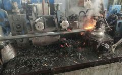 午夜性视频在线车间车丝时候的操作要点